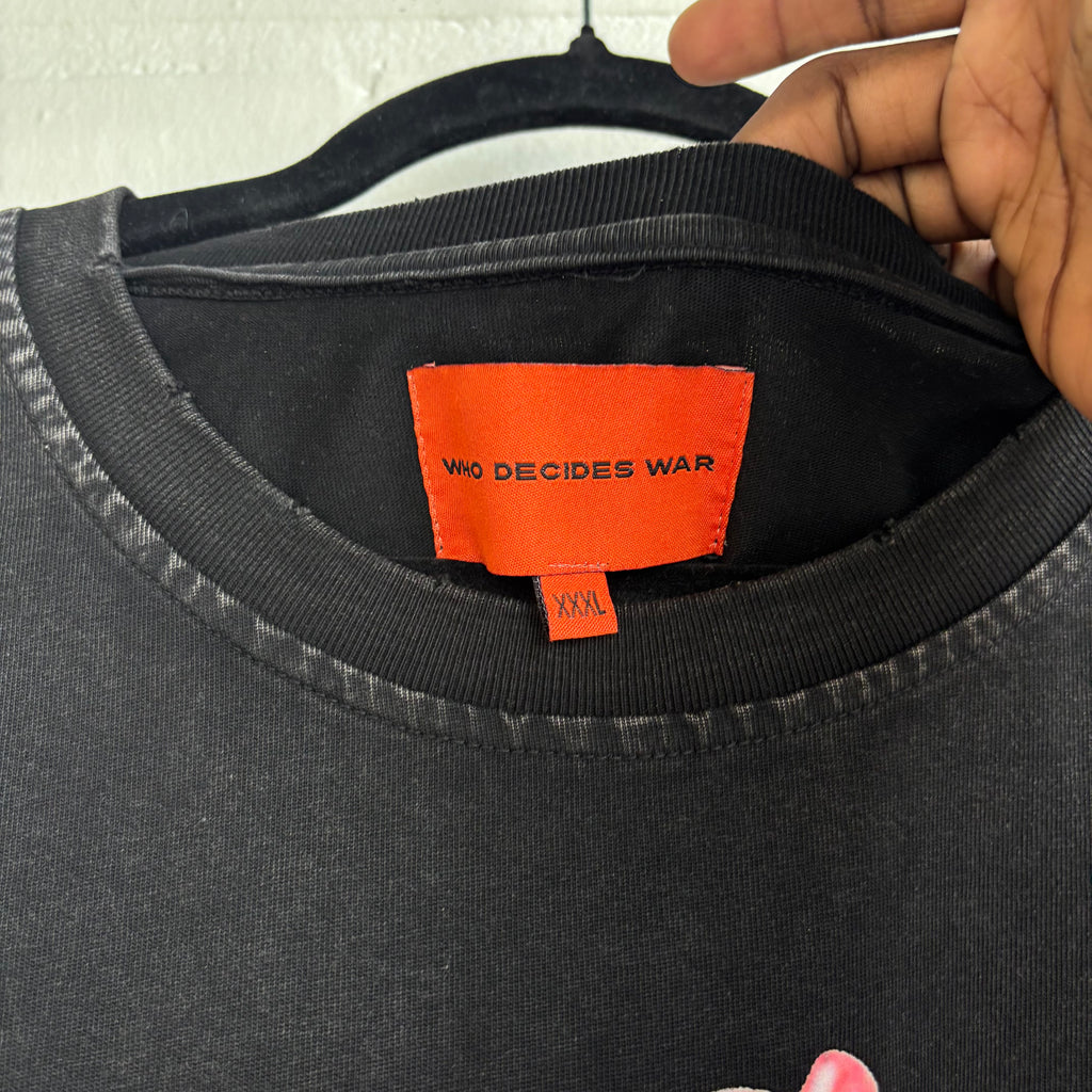 Who Decides War Graphic Tee