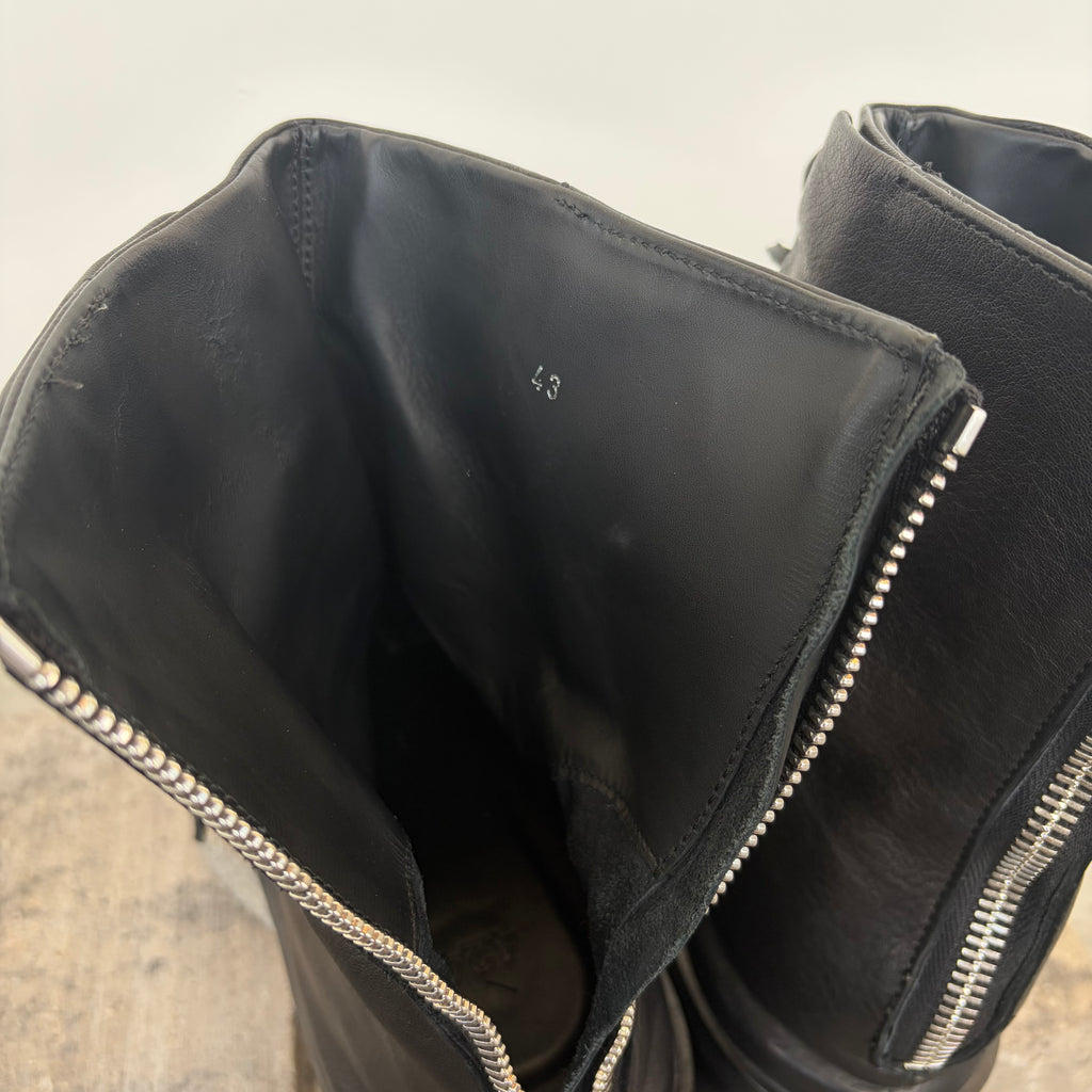 424 Black Laced Up Marathon Boots