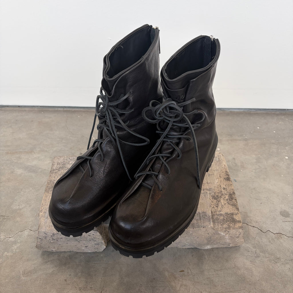 424 Black Laced Up Marathon Boots